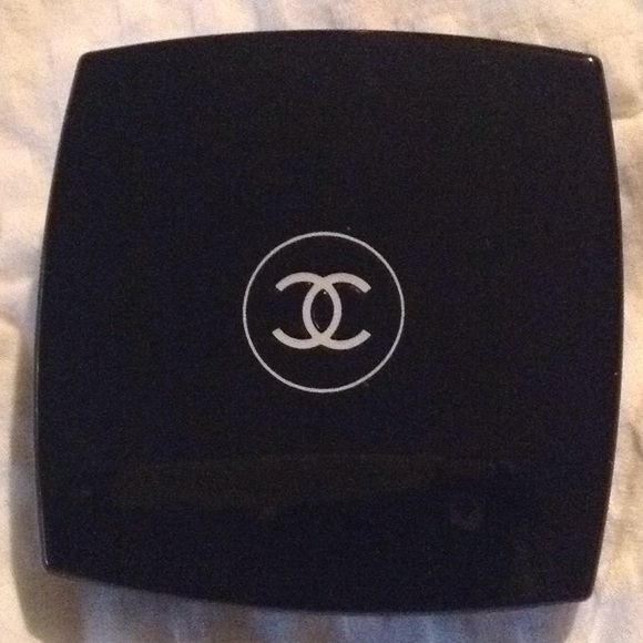 NIB CHANEL Eyeshadow Quad - Picture 5 of 7